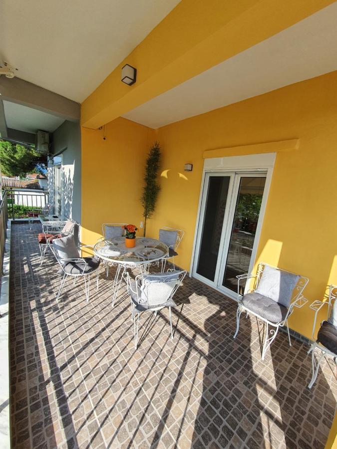 Villa Fer Forze You Have The Feeling Of Your Own Holiday Home Asproválta Eksteriør billede