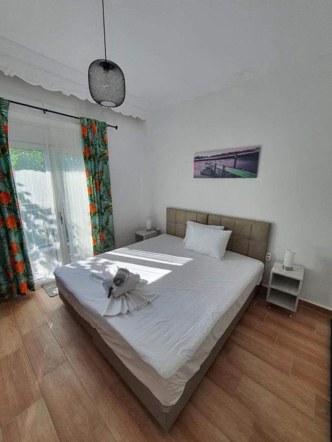 Villa Fer Forze You Have The Feeling Of Your Own Holiday Home Asproválta Eksteriør billede