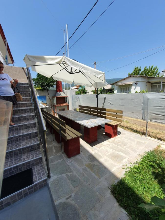 Villa Fer Forze You Have The Feeling Of Your Own Holiday Home Asproválta Eksteriør billede
